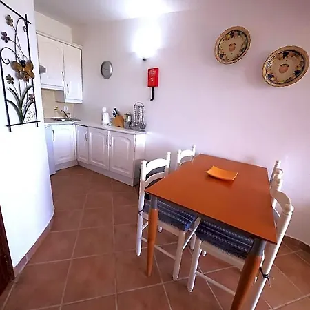 De 1 Quarto,ch13, Bbq, Jardim, Patio