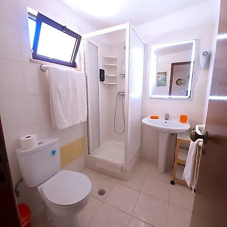 De 1 Quarto,ch13, Bbq, Jardim, Patio 3*